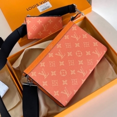 LV Clutch Bags